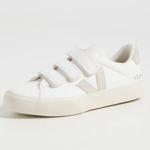 Veja Recife Sneakers Size 39 (US8) Extra White Neutral only worn twice!